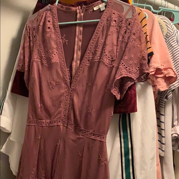 NWOT Haute Monde lace romper - Picture 2 of 3